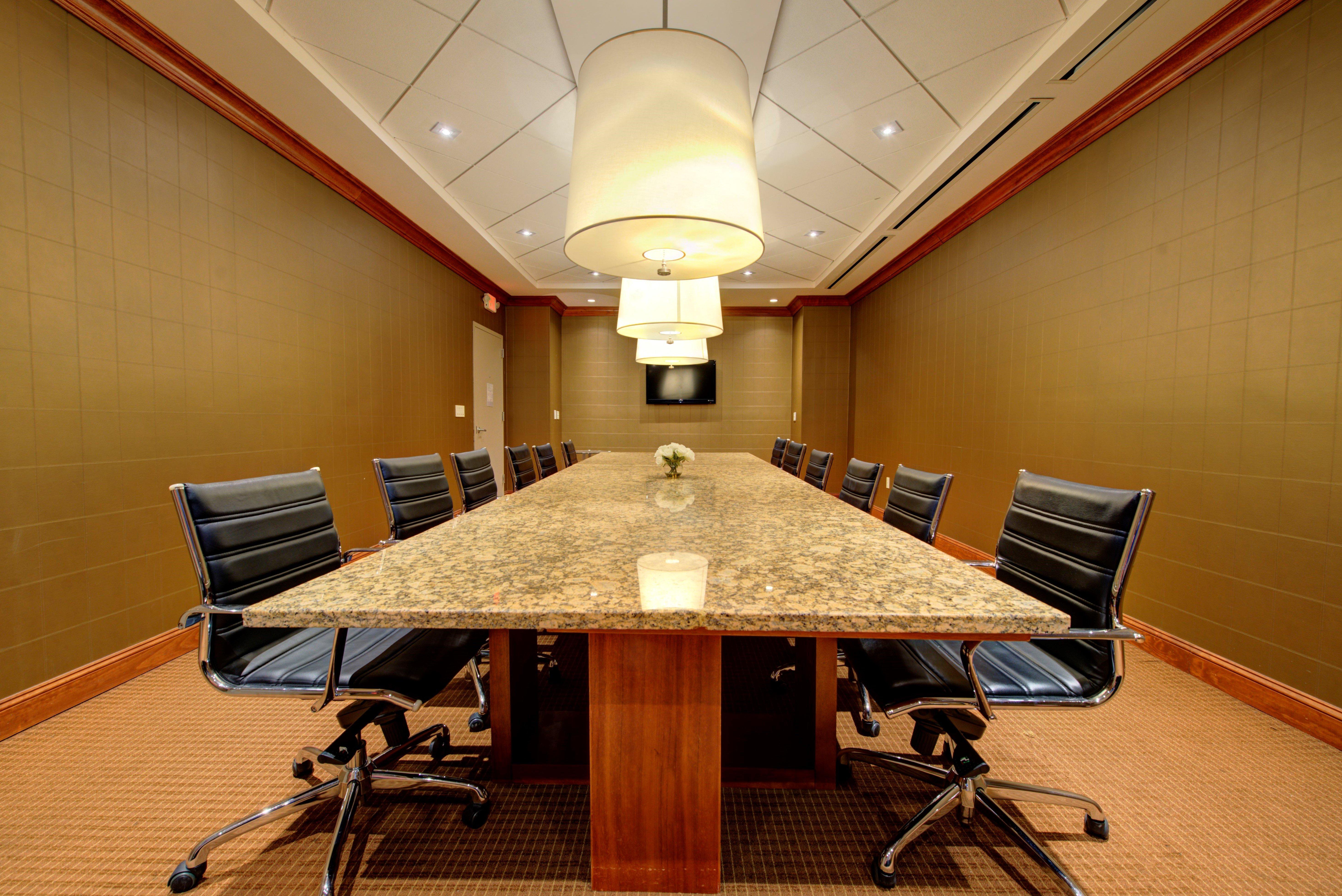 Hotel Plainview-long Island By Ihg